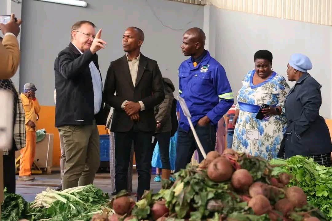 GREATER LETABA MAYOR VISITS MOOKETSI FARMERS MARKET TO BOOST LOCAL ECONOMY
